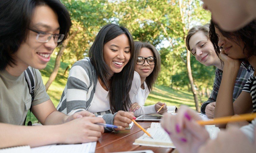 Mahasiswa Ini Ceritakan Belajar Hadapi Rasa Tertinggal Saat Kuliah, Pasti Relate dengan Kamu