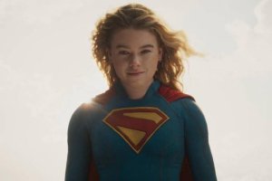 Supergirl Buktikan Sepupu Superman Layak Jadi Pahlawan Utama