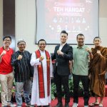 Ratusan Mahasiswa Saksikan Grand Final Podcast Teh Hangat, Tokoh Lintas Iman Satu Panggung