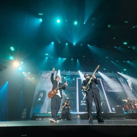 Konser Peterpan di Malaysia Sukses Besar Meski Tanpa Ariel, Ribuan Penonton Ikut Bernyanyi