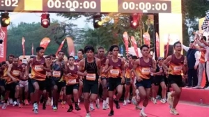 Ribuan pelari memadati kawasan TMII Jakarta dalam ajang Bhinneka Run 2026