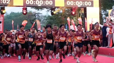Ribuan pelari memadati kawasan TMII Jakarta dalam ajang Bhinneka Run 2026