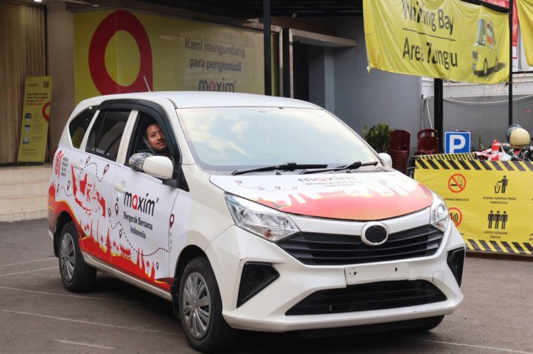 Naik Maxim 17 Agustus Bisa Gratis! 81 Mobil Merah Putih Beroperasi di 19 Kota