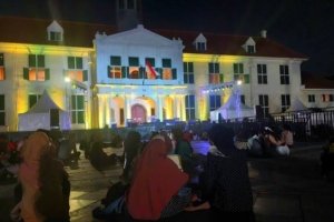 Konser Kotak di Kota Tua Mendadak Berhenti, Pengunjung Terdampak Serbuk Menyengat