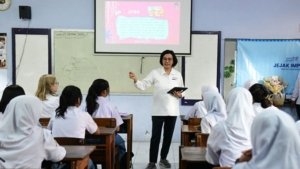 Kesempatan Mengajar di Luar Negeri Dibuka, Kemendikdasmen Siapkan Seleksi Guru dan Tendik