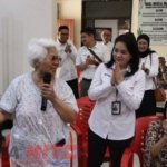 Lansia Panti Werdha Theodora Dapat Bantuan Kesehatan dari PLN Icon Plus